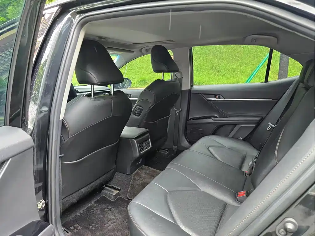 Camry 2023 2.0G Luxury Edition
