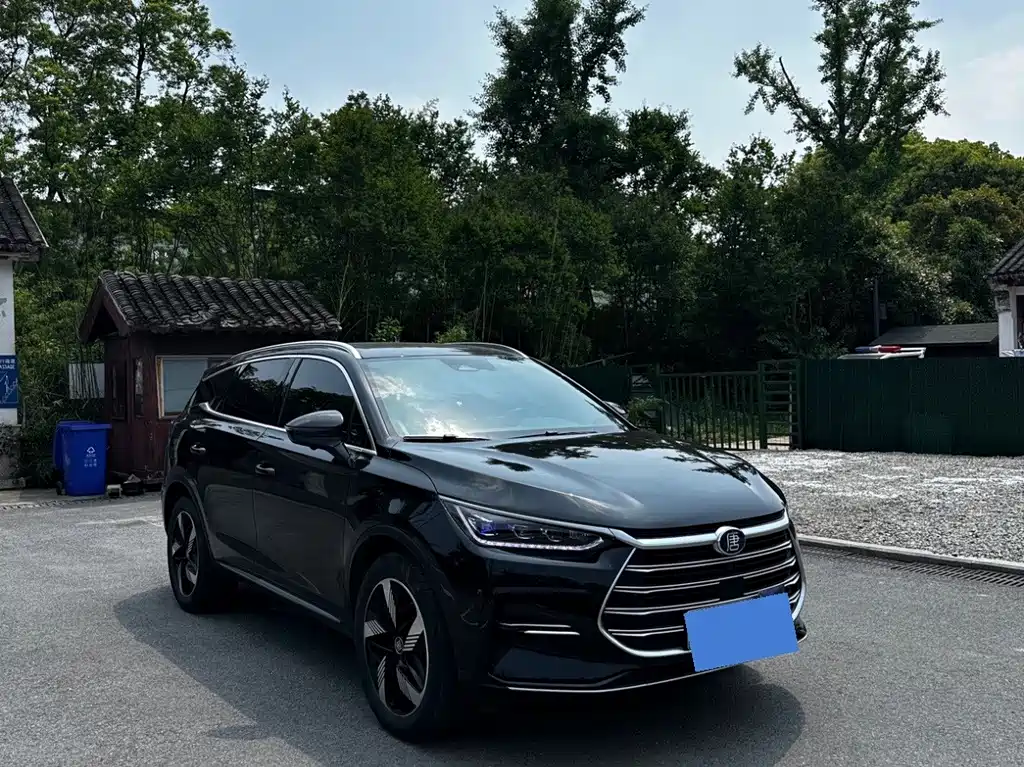 BYD Tang 2023 DM-i Champion Edition 112KM Prestige Model