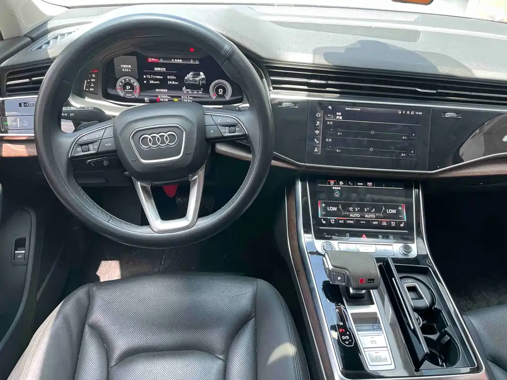 Audi Q7 2022 55 TFSI quattro S line