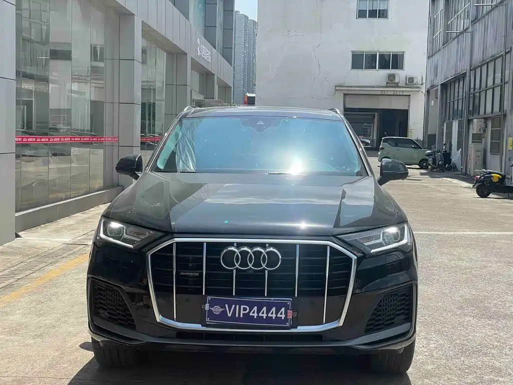 Audi Q7 2022 55 TFSI quattro S line