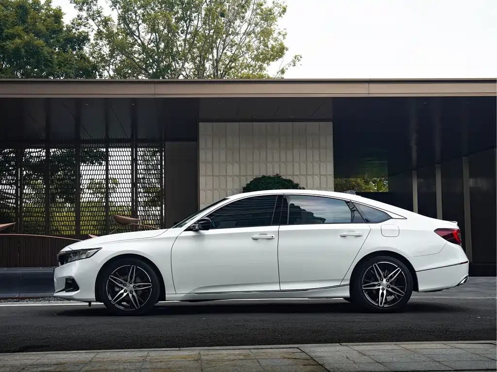 2022 Honda Accord 260TURBO Phantom Night Prestige Edition