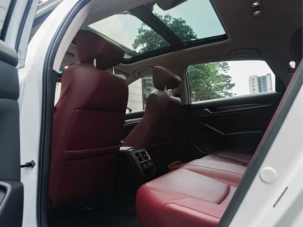 2022 Honda Accord 260TURBO Phantom Night Prestige Edition