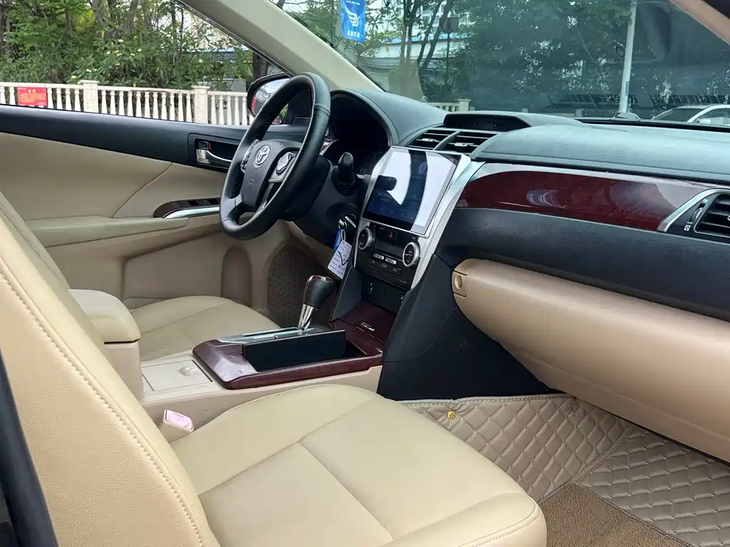 Camry 2011 200G Luxury Anniversary Edition
