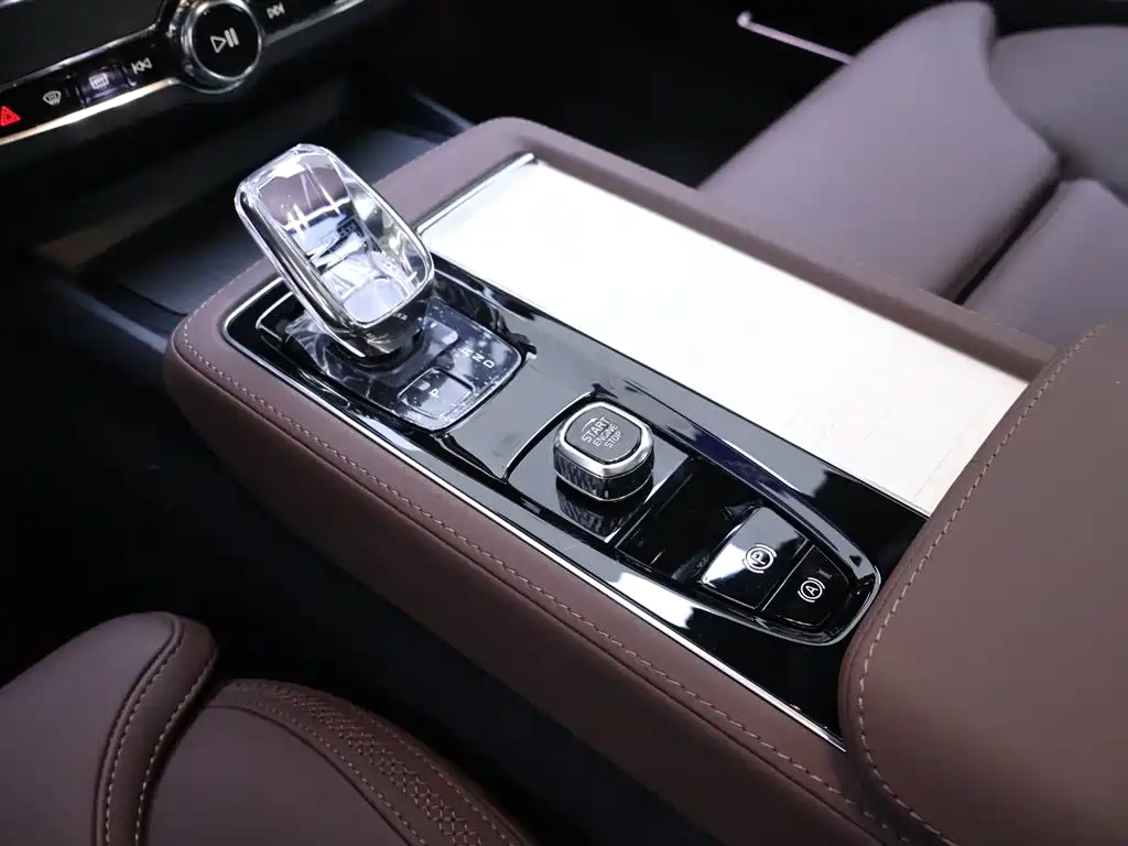 Volvo S90 2026 B5 Zhiyuan Luxury Edition