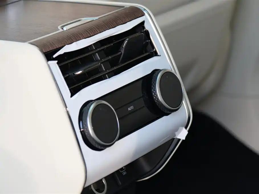 Range Rover 2023 3.0 L6 400PS Autobiography LWB