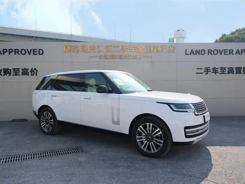 Range Rover 2023 3.0 L6 400PS Autobiography LWB