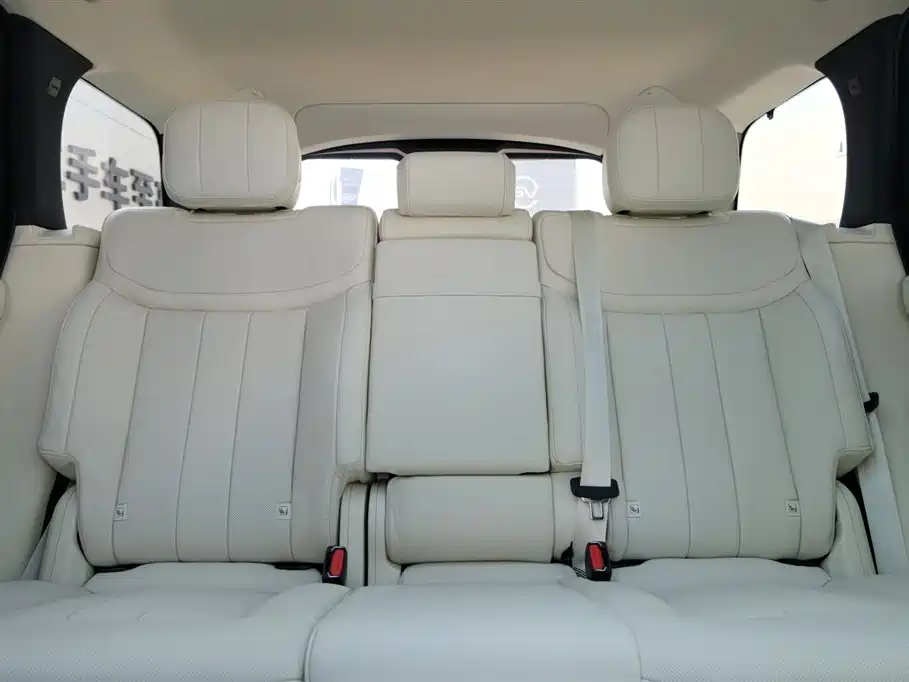 Range Rover 2023 3.0 L6 400PS Autobiography LWB
