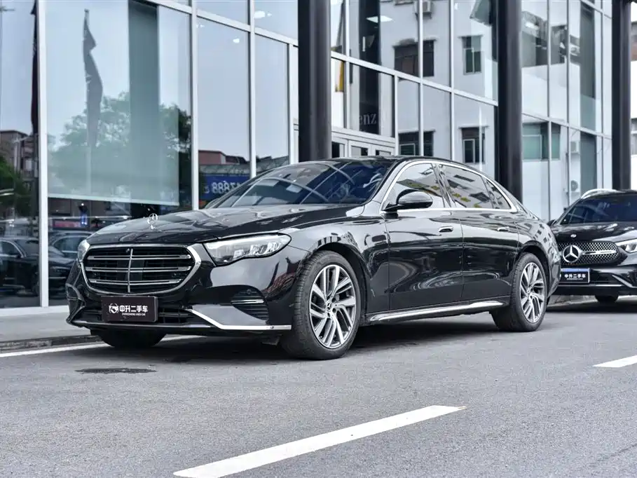 Mercedes-Benz E-Class 2024 E 300 L Fashion Edition