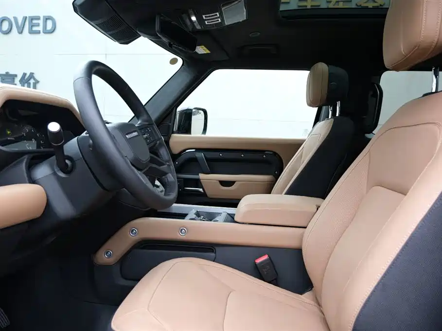 Land Rover Defender 2025 90 3.0T P400 X-Dynamic HSE
