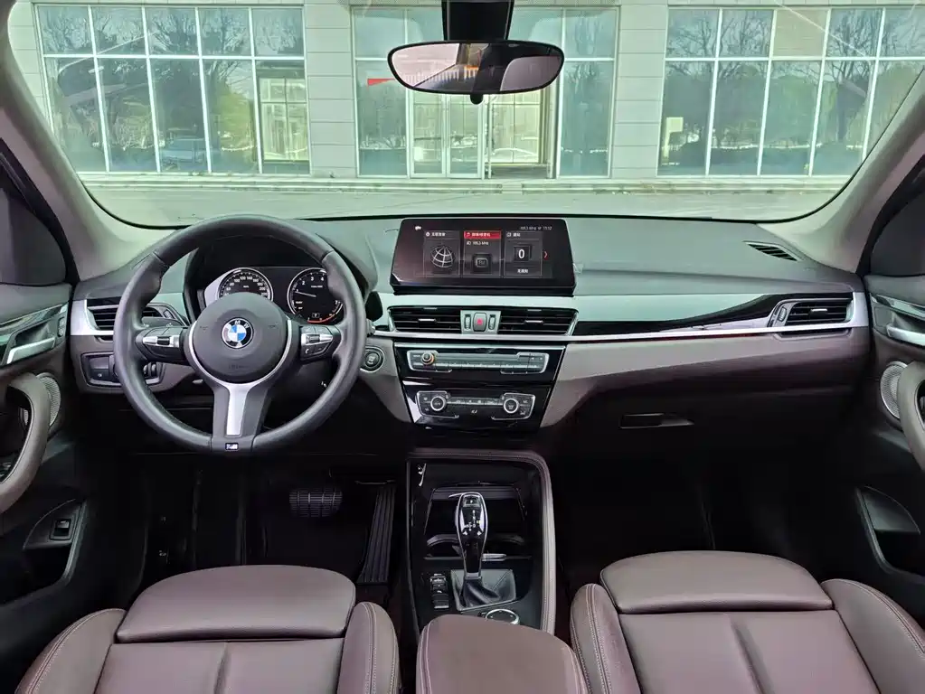 BMW X1 2021 sDrive20Li Luxury Edition