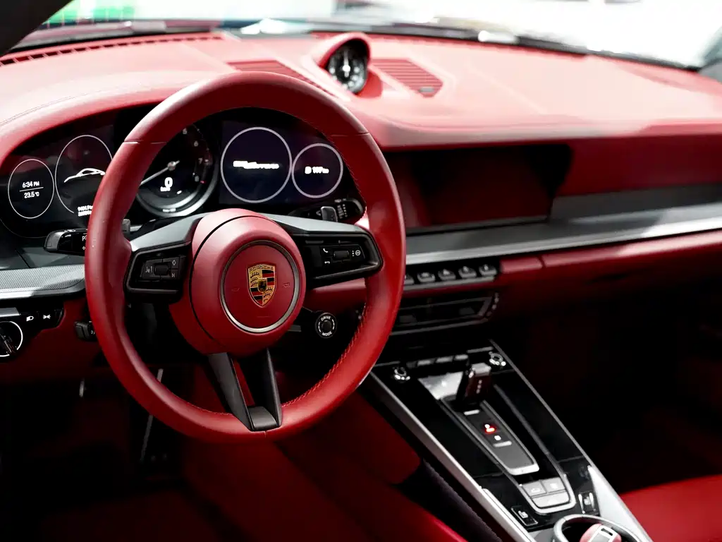 Porsche 911 Carrera (2020)