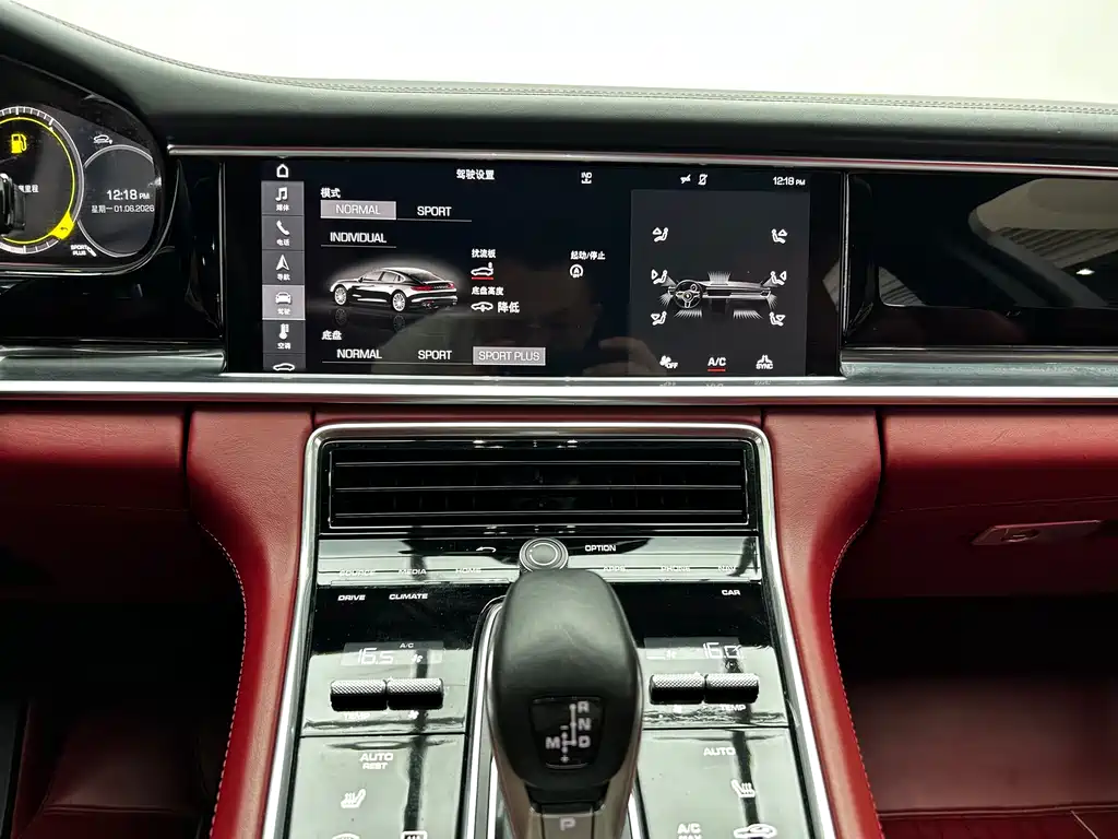 2017 Porsche Panamera 3.0T