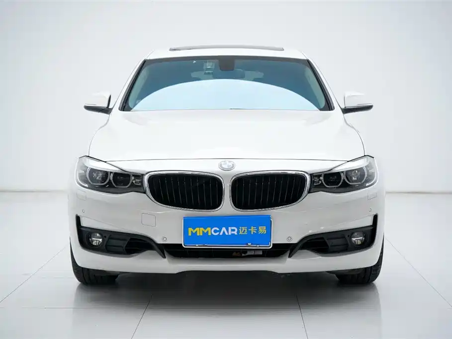 BMW 3 Series GT 2017 320i Fashion Edition