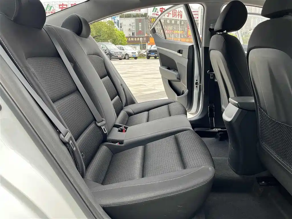Elantra 2016 1.6L Auto Zhixuan Elite