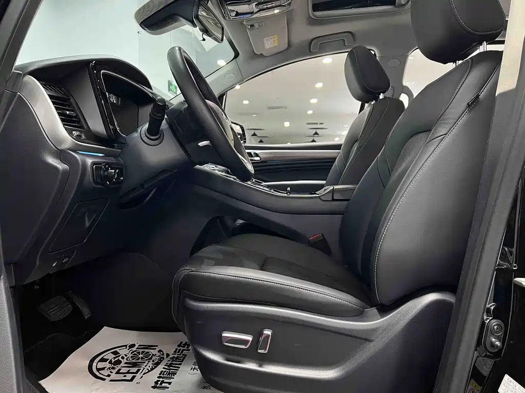 GAC Motor M8 2023 Elite Series 390T Deluxe Edition