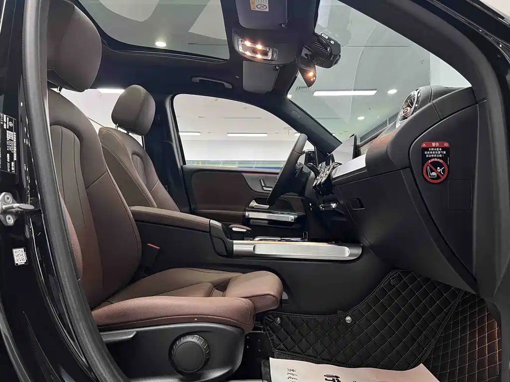 GAC Motor M8 2023 Elite Series 390T Deluxe Edition