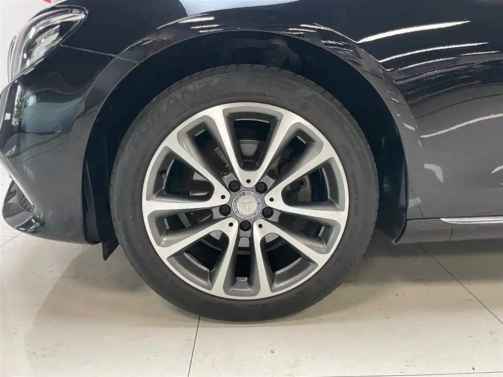 Mercedes-Benz E-Class 2016 E 200 L