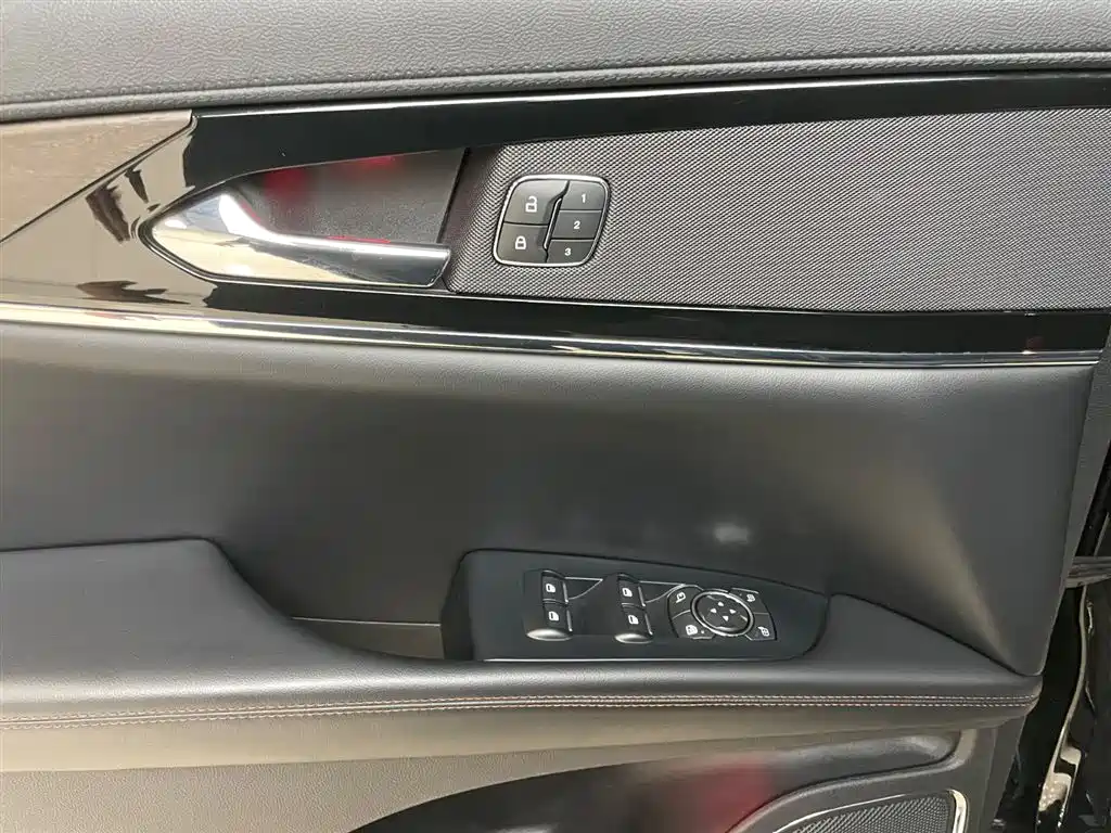 Lincoln Nautilus 2021 2.0T AWD Zhenxiang Edition