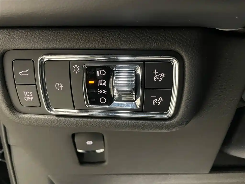 Lincoln Nautilus 2021 2.0T AWD Zhenxiang Edition