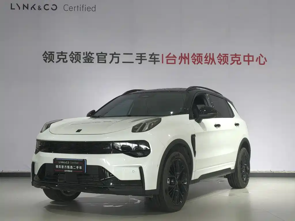 Lynk & Co 01 2.0TD AWD Pro