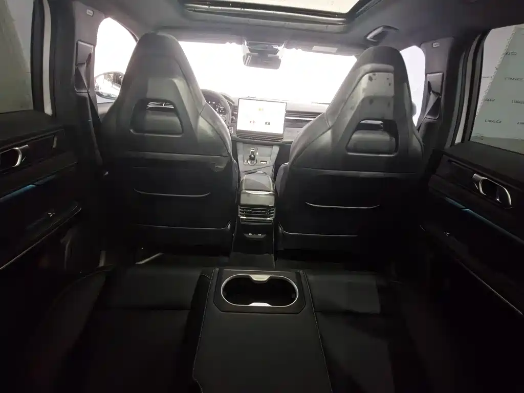 Lynk & Co 01 2.0TD AWD Pro