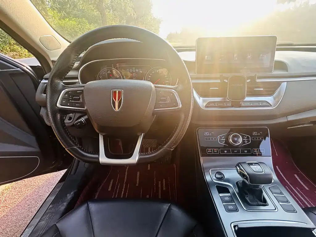 Hongqi H5 2020 1.8T Automatic ZhiLian QiYun Edition