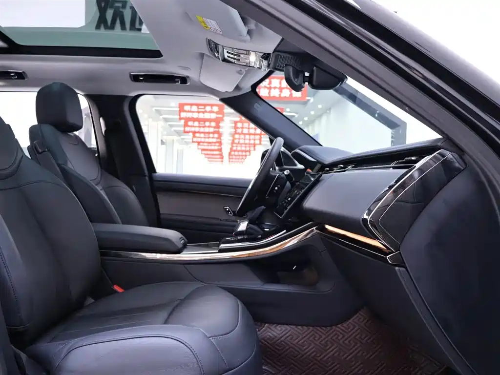 Range Rover Sport 2024 360PS S
