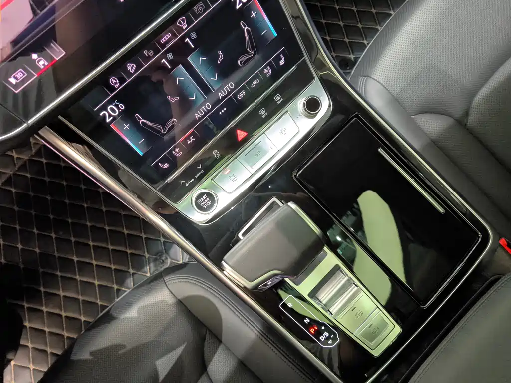 Audi Q8 2022 55 TFSI
