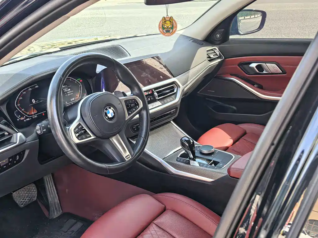 BMW 3 Series 2022 325i M Sport Shadow Edition