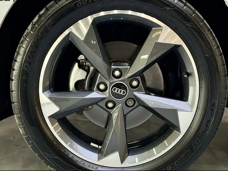 Audi Q3 2023 35 TFSI S Line