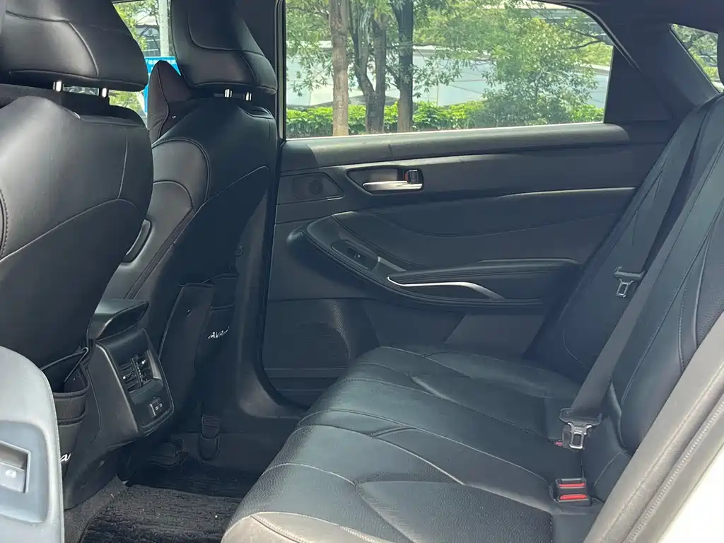 Toyota Avalon 2023 Hybrid 2.5L Luxury Edition