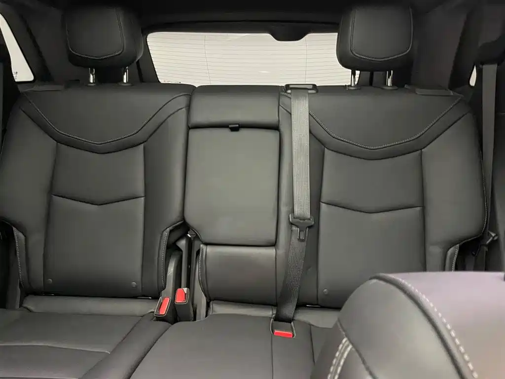 Cadillac XT5 2021 28T AWD Leading Sport Edition