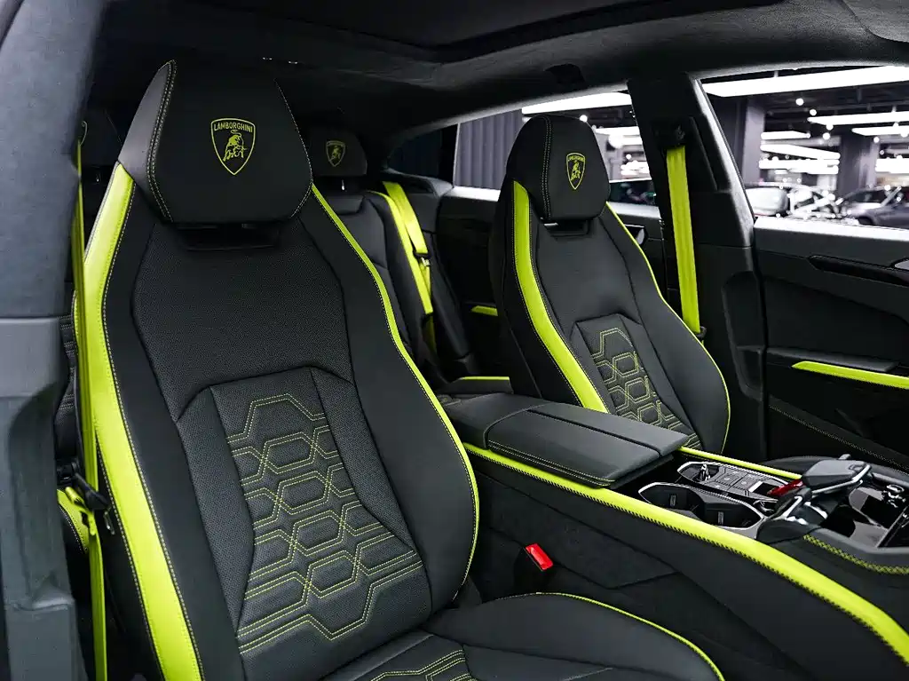 Lamborghini Urus SE 2025 4.0T Standard Edition
