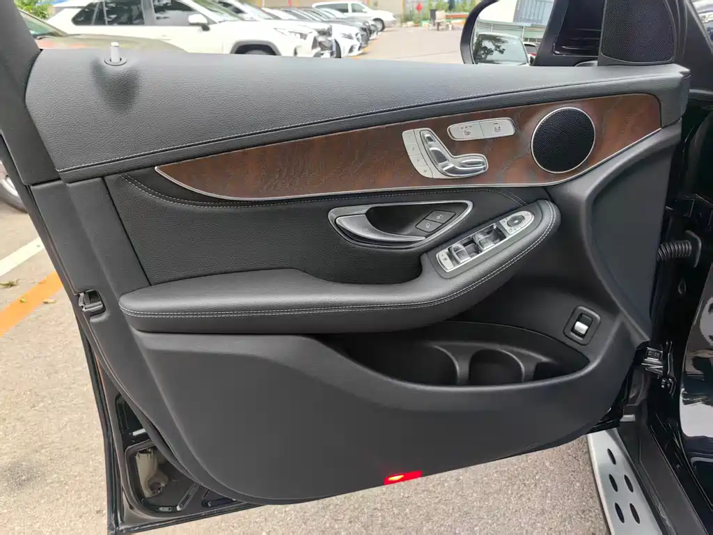 Mercedes-Benz GLC 300 L 4MATIC Dynamic 2020