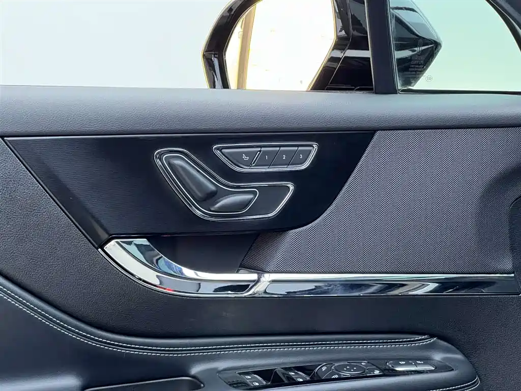 Lincoln Corsair 2022 Facelift 2.0T FWD Reserve Edition