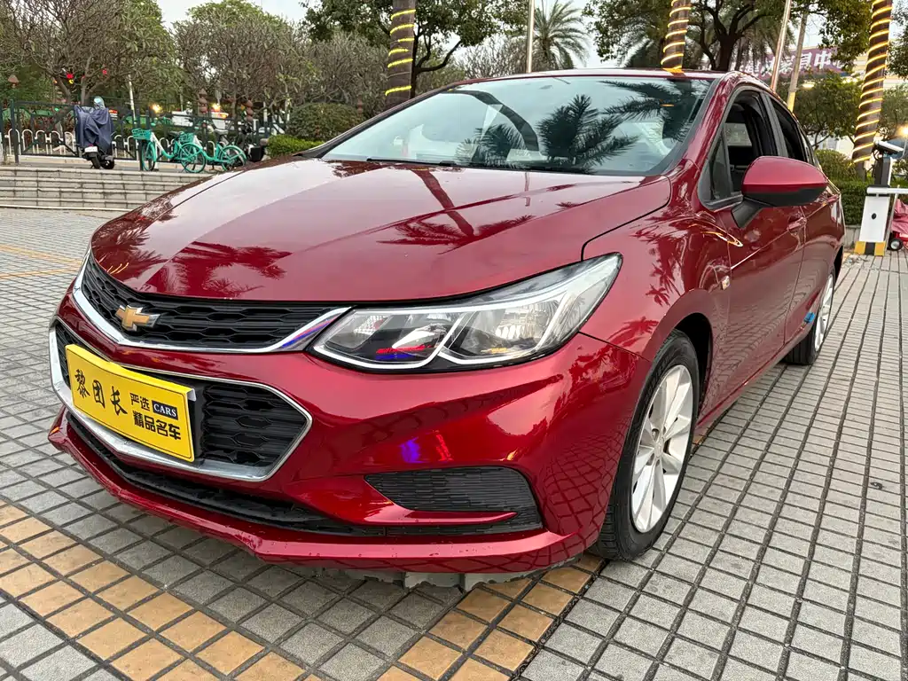 Chevrolet Cruze 2017 1.5L Automatic Pioneer Sunroof Edition