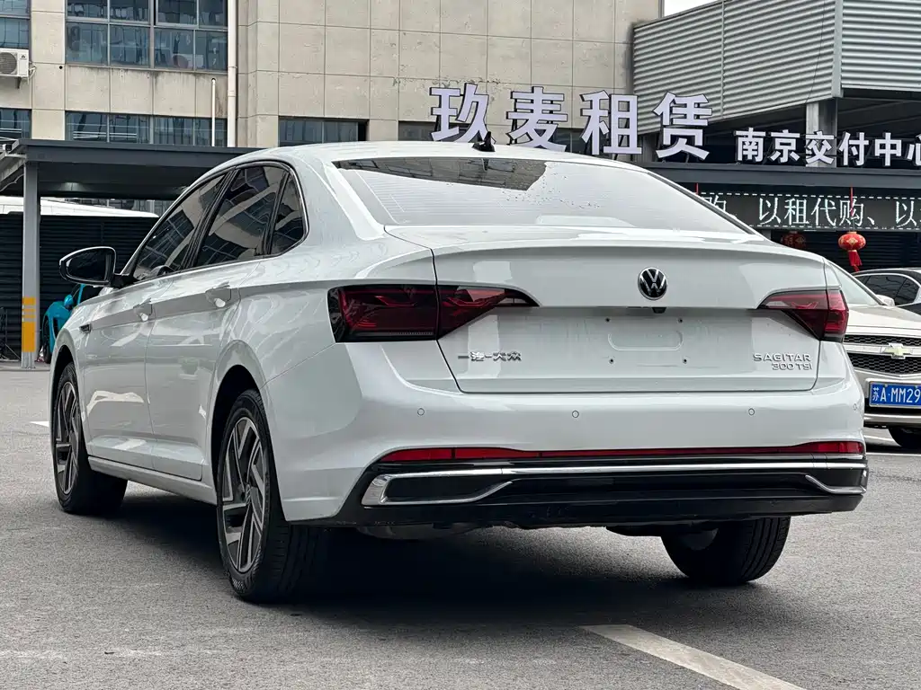 Volkswagen Sagitar 2024 300TSI DSG Beyond Edition
