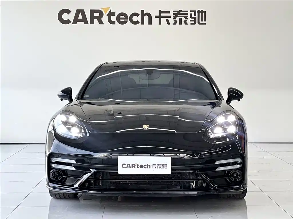 2014 Porsche Panamera 4 3.0T