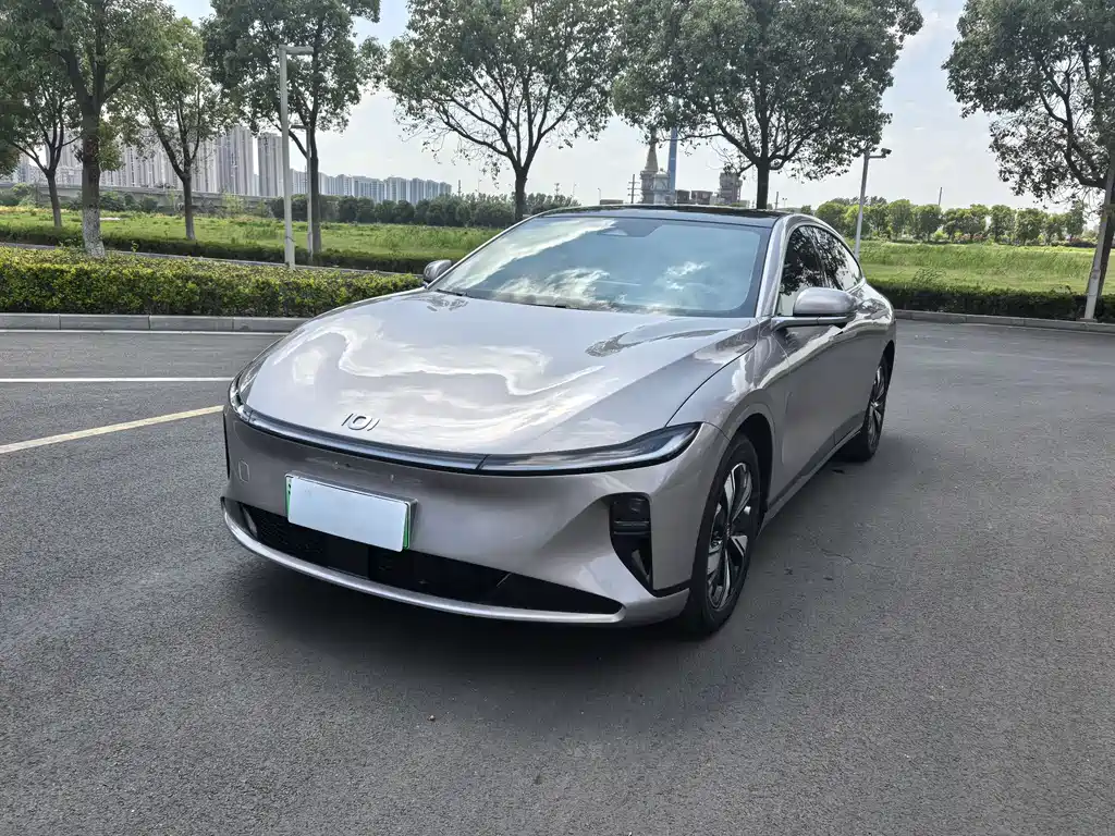 Changan Qiyuan A07 2025 Blue Whale EREV 140 Elite