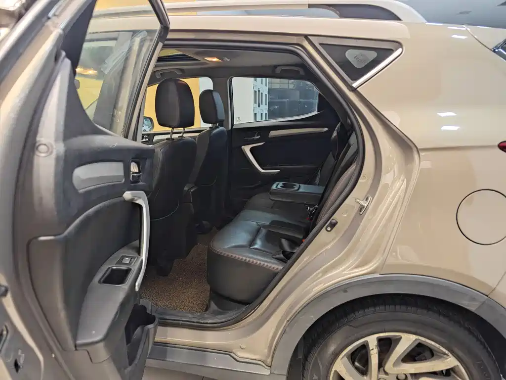 JAC Refine S3 2016 1.5L CVT Luxury Intelligent Edition