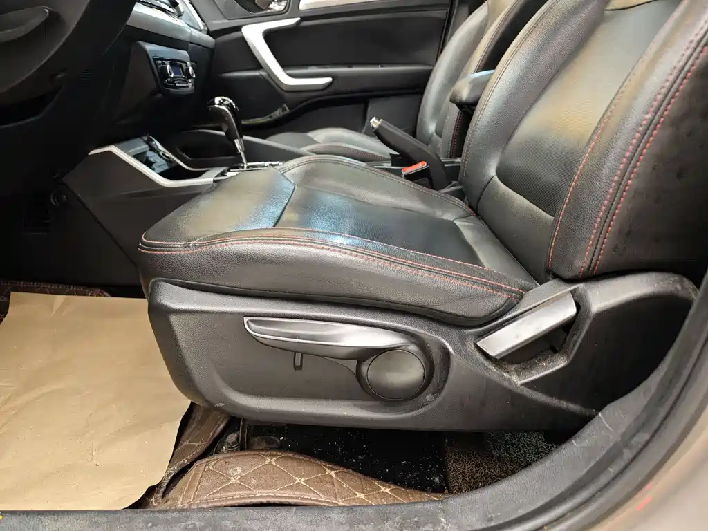 JAC Refine S3 2016 1.5L CVT Luxury Intelligent Edition