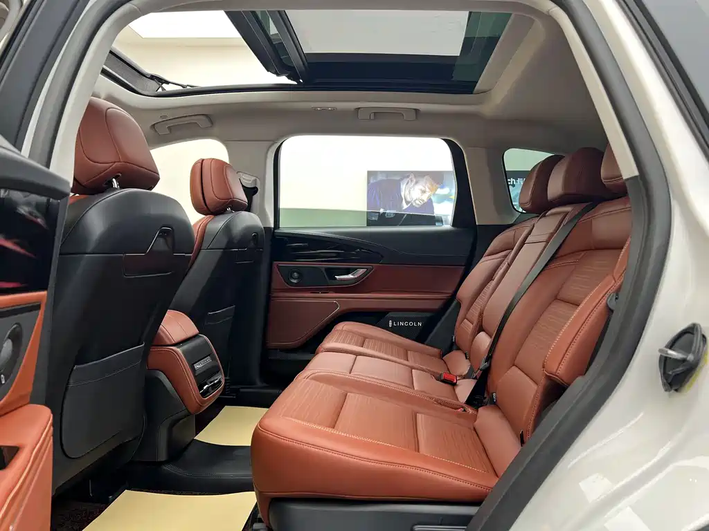 Lincoln Nautilus 2025 2.0T AWD Zunjing Edition