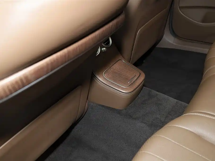 Mercedes-Benz E-Class 2022 Facelift III E 300 L Fashion Edition