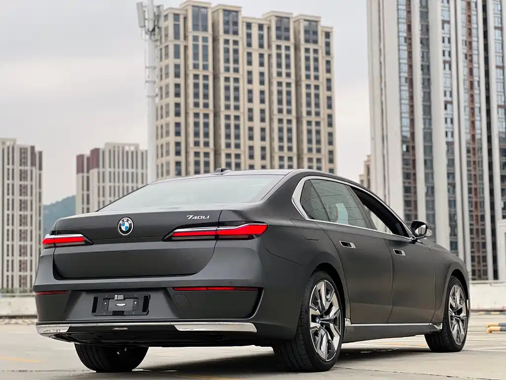 BMW 7 Series 2023 740Li Exclusive Edition Luxury Package