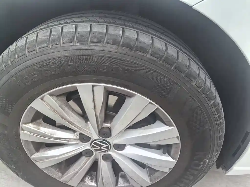 Volkswagen Lavida 2025 New Sharp 1.5L Outstanding Xinyuan Edition