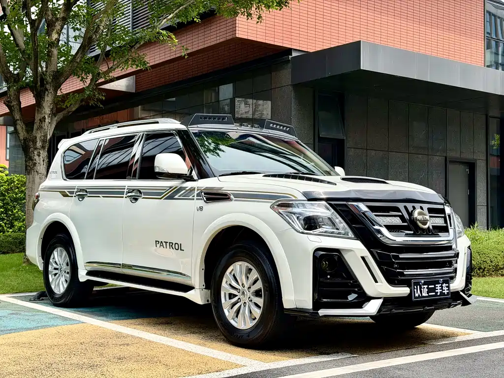 Nissan Patrol 2017 5.6L Standard