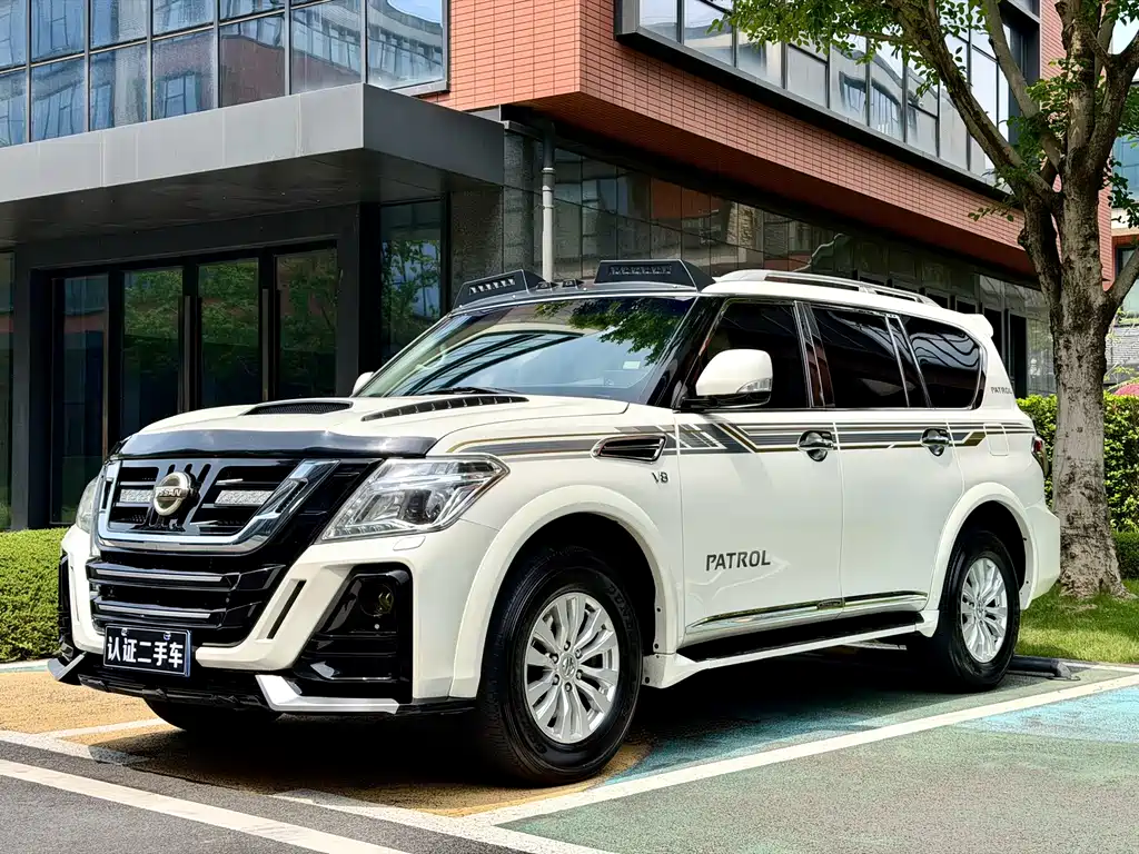 Nissan Patrol 2017 5.6L Standard