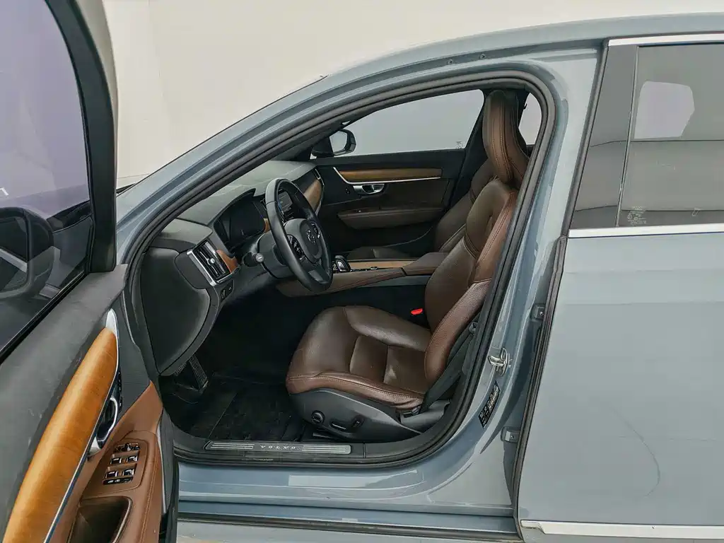 Volvo S90 2021 B5 Zhiyi Luxury Edition