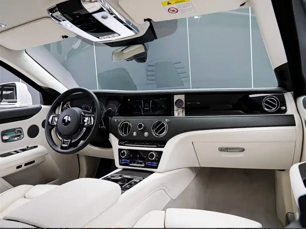 Ghost 2021 6.7T Long Wheelbase