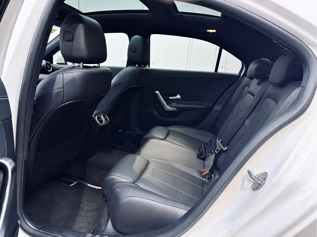 Mercedes-Benz A-Class 2022 A 200 L Sport Sedan Dynamic